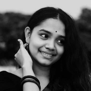 angshu-purkait-Sktwntw2mGw-unsplash2 आज ती बिंदी लावून आली होती