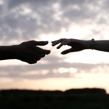 farrinni-0dso2fC54ug-unsplash राहून गेली जगायची प्रेमकहाणी एक