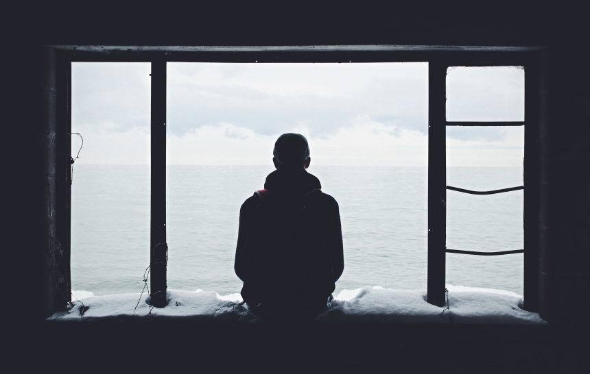 मी अजूनही तुझ्या मुठीतच आहे